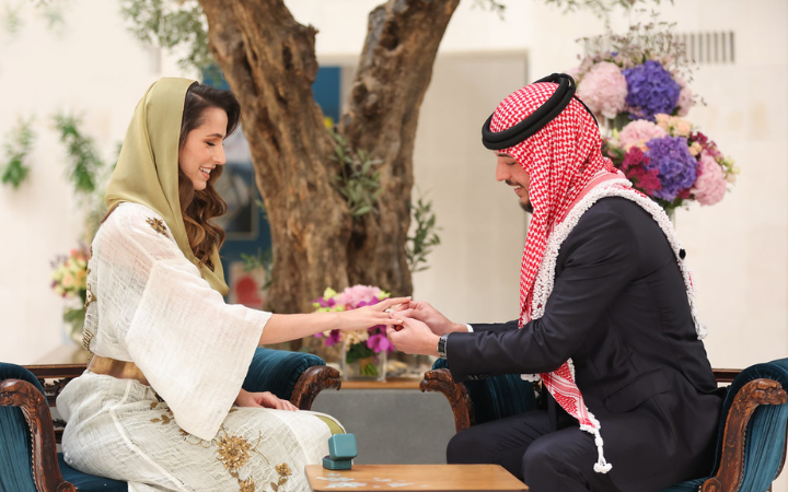 رجوة آل سيف عروس ولي العهد الأمير الحسين في الأردن